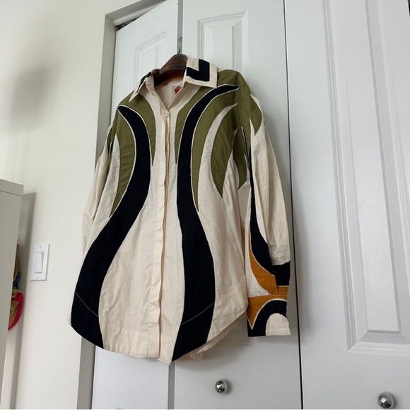 Farm Rio Coconut Tree Flow Pleated Blouse - Picture 6 of 8